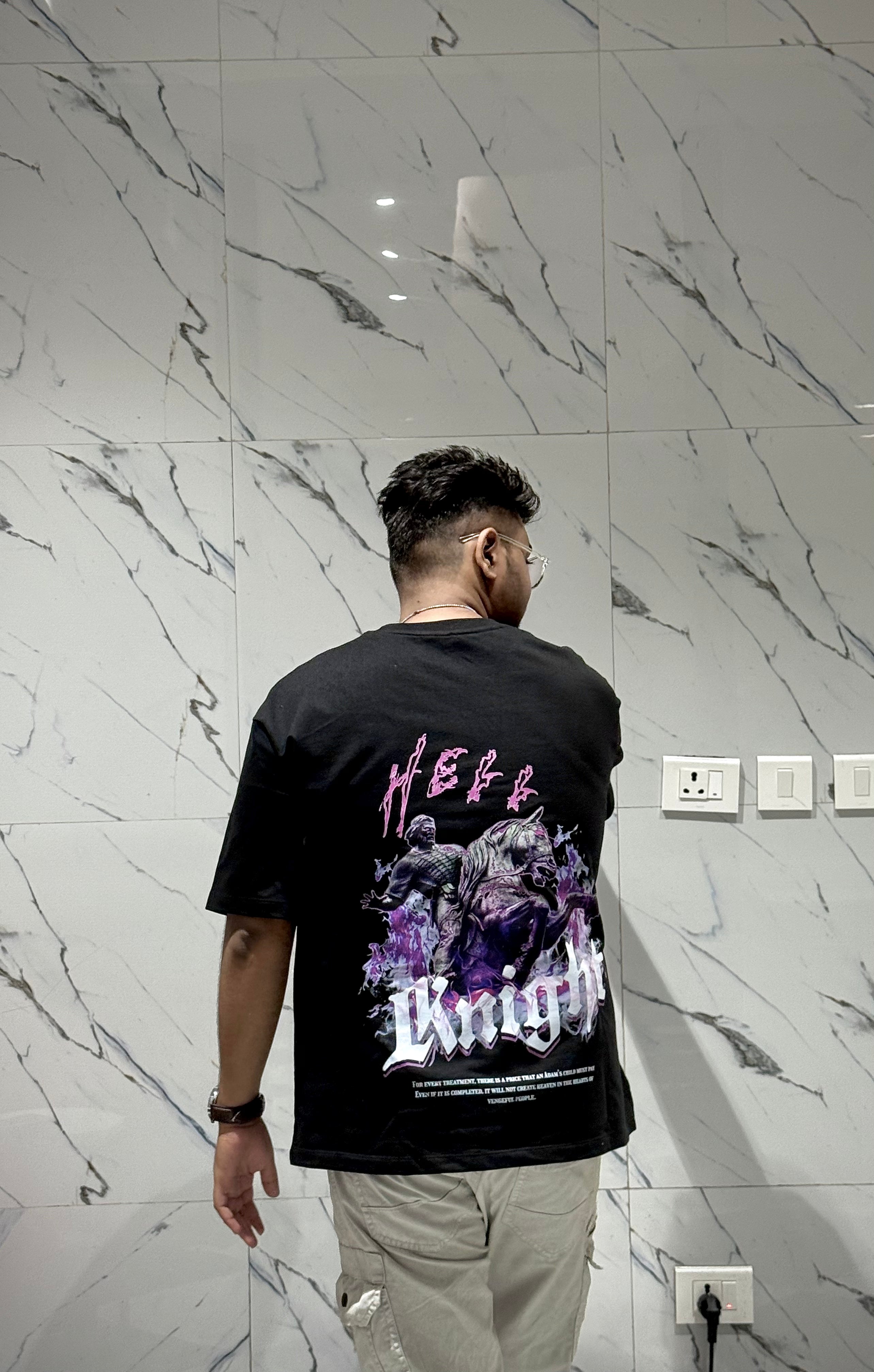 HELL KNIGHT OVERSIZED T-SHIRT