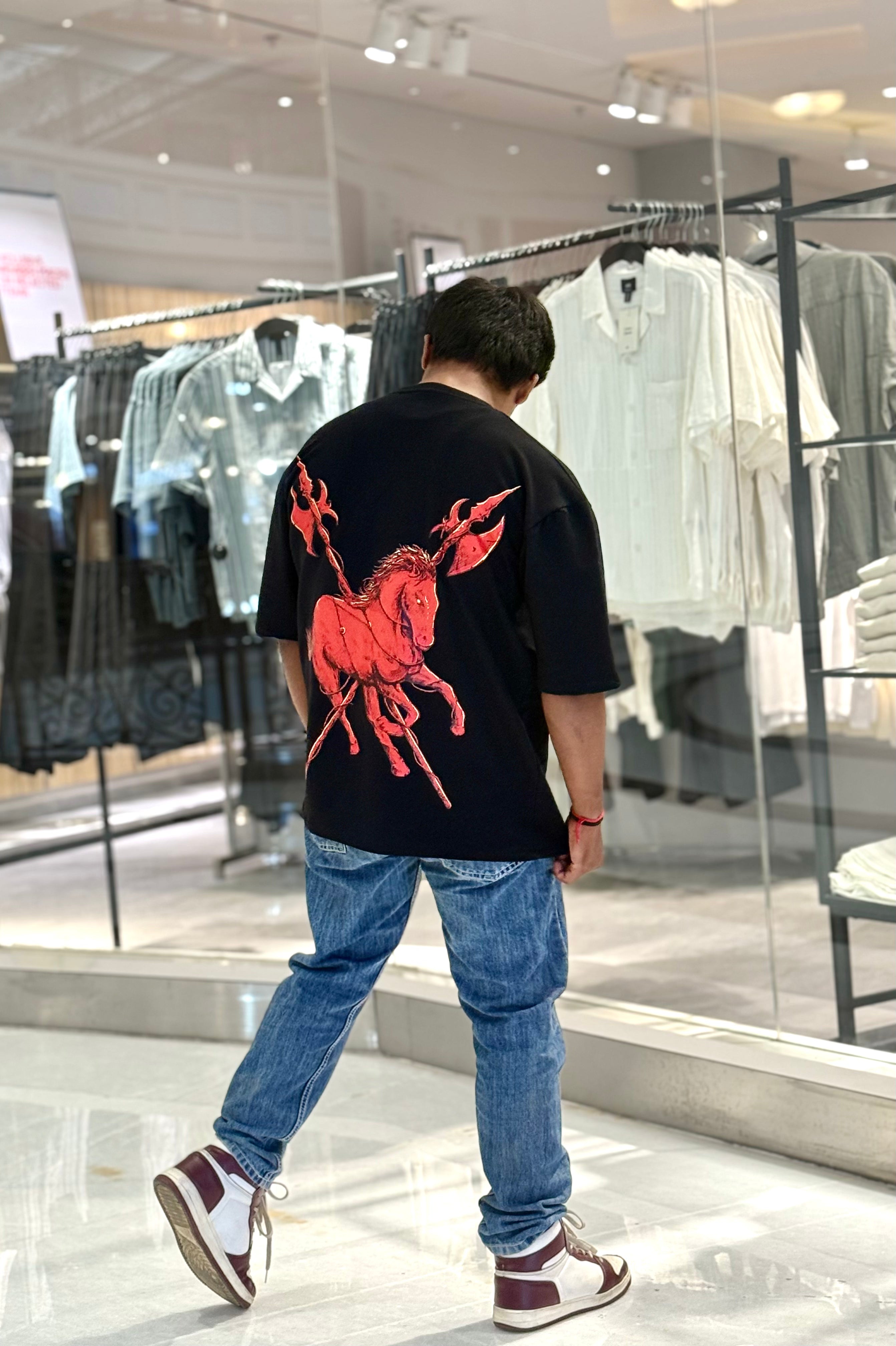 HORSE 46 OVERSIZED T-SHIRT